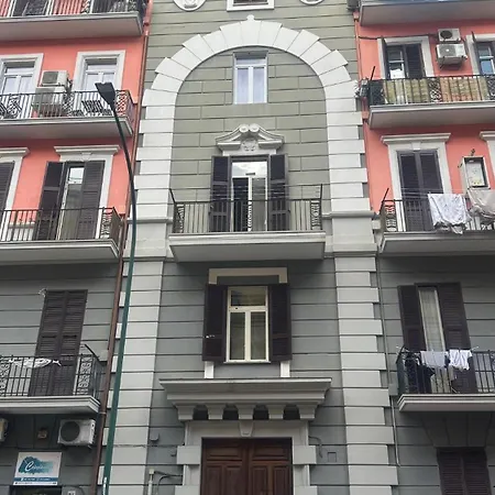 And Bed & Breakfast *