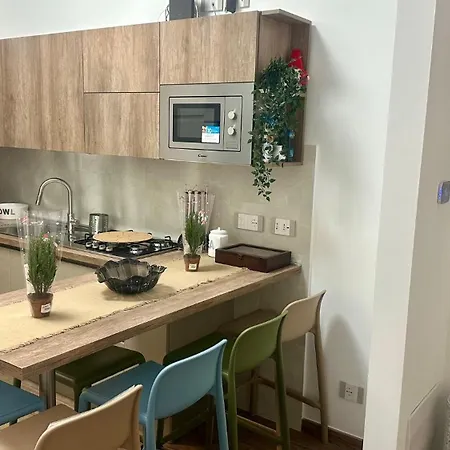 Bed & Breakfast And Naples