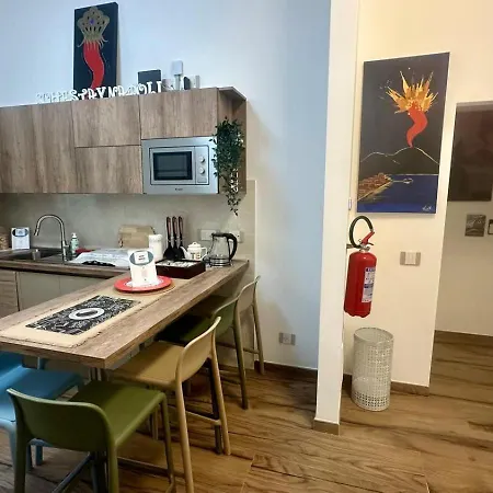 Bed & Breakfast And Naples